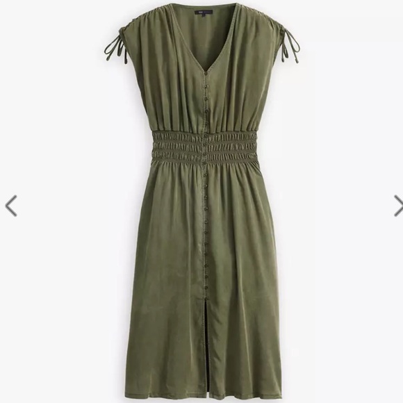 Levi's Dresses & Skirts - Brand new with Tags‎ Ladies Levi’s Betty Midi Green Green Size Small